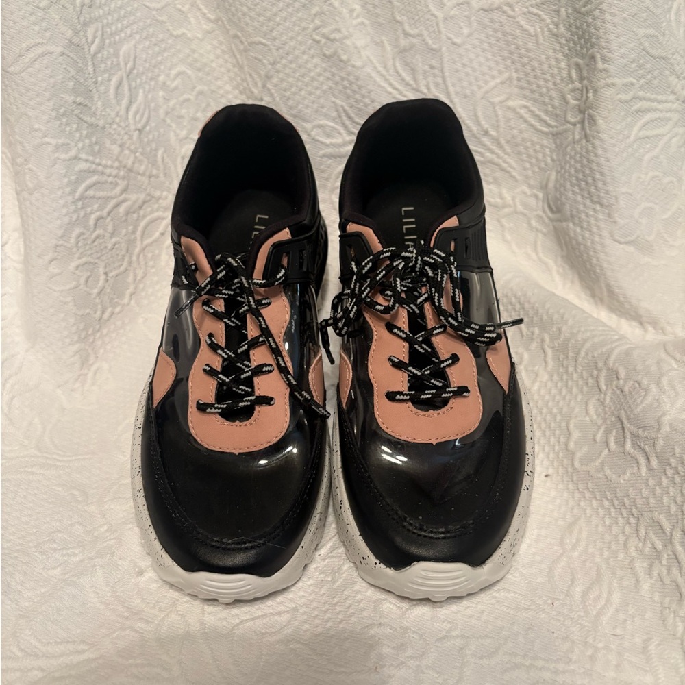 Liliana Black and Pink Women's Sneakers
